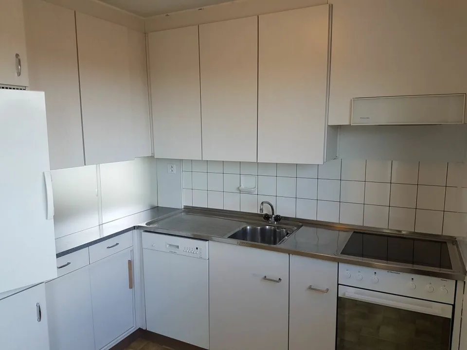 Familienwohnung nähe Schulhaus mit grossen Zimmer und Balkon