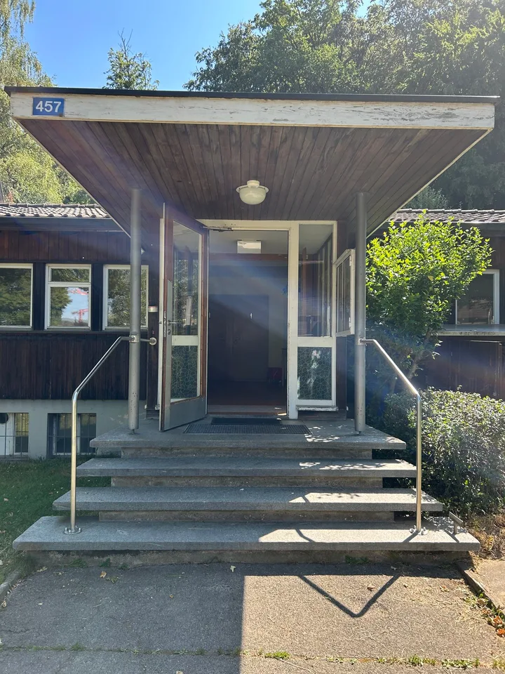 Locale commerciale sulla Freiburgstrasse a Berna – 114 m² al piano terra