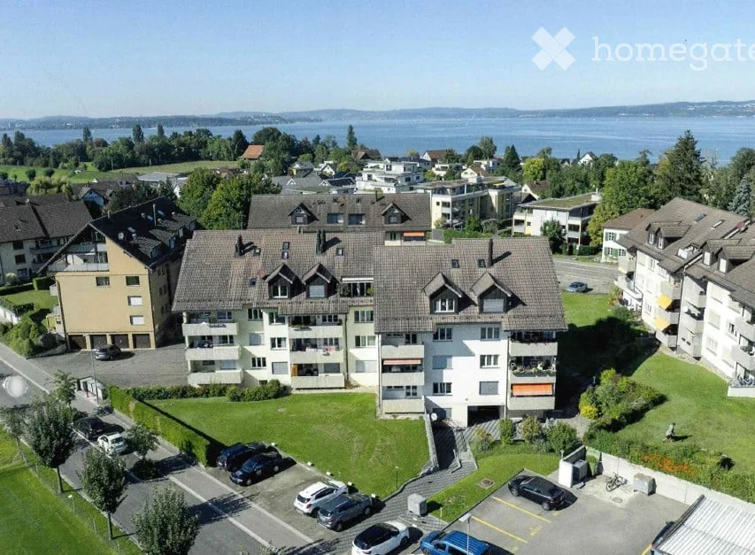 Appartamento di 3,5 locali ristrutturato con balcone coperto a Landschlacht sul lago di Costanza