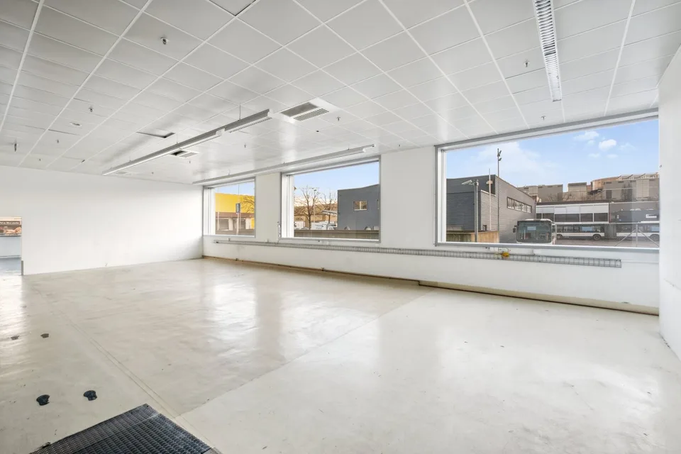 Mischflächen zur Miete - Plan-les-Ouates - Ab 381 m2 - Modernes Gebäude