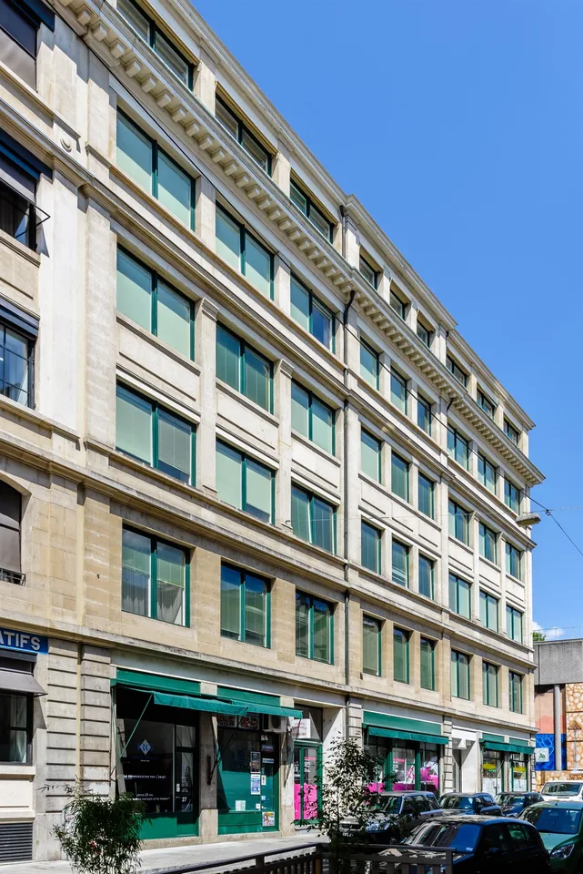 Functional offices in the center of Geneva