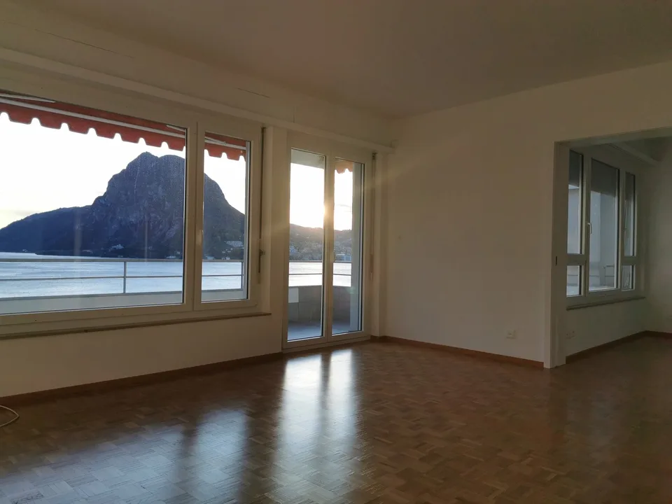 Wohnung mit 4 Zimmern und unvergleichlichem Blick auf den See
