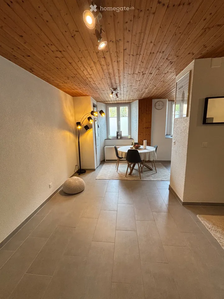 Appartement 2,5 pièces au rez - 850 CHF (charges incluses)