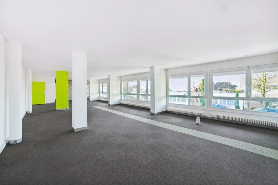Surface commerciale en open-space quartier Chailly