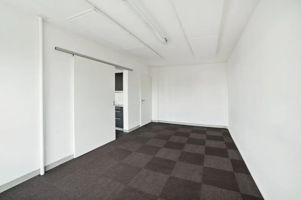 Verkaufsfläche in Open-Space im Chailly-Viertel