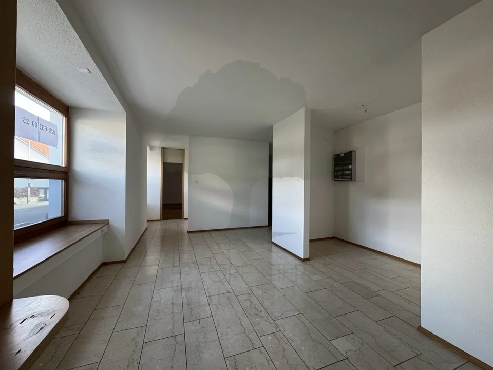 Spazio professionale / ex studio medico - 114 m² - Courfaivre