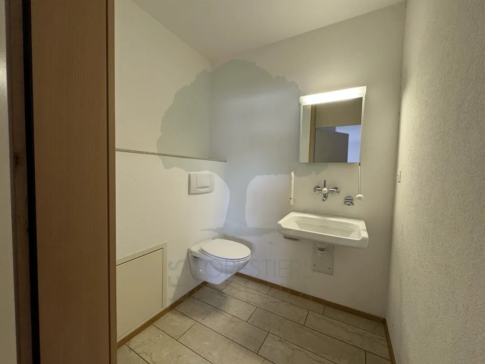 Spazio professionale / ex studio medico - 114 m² - Courfaivre – foto 10 di 13