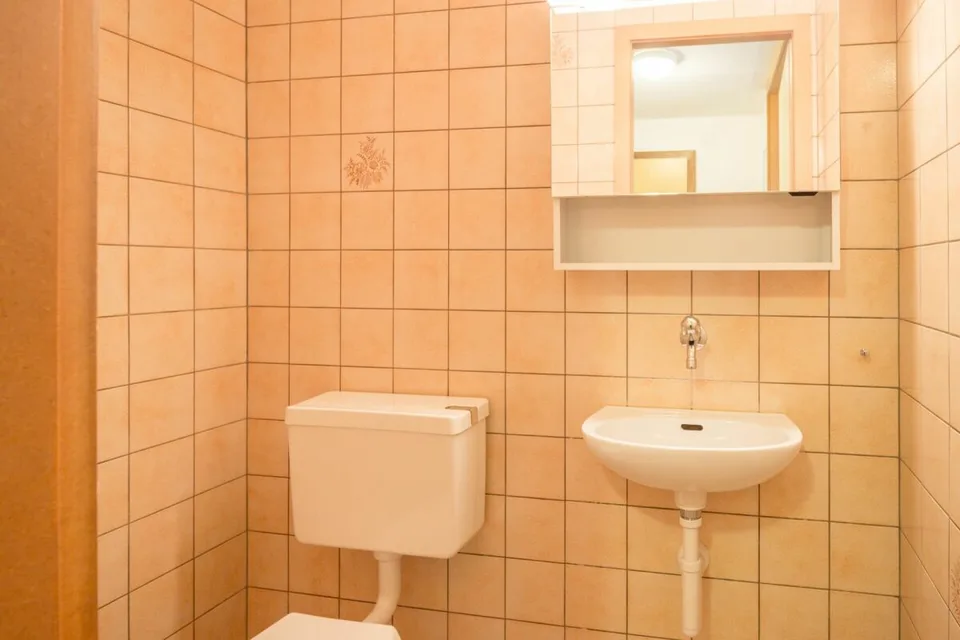 Große Straße 8, Les Brenets - 5-Zimmer-Wohnung im Erdgeschoss – Foto 8 von 9