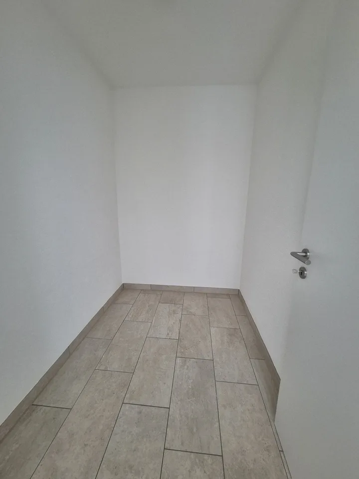 Wohnung 2,5 Zimmer ebenerdig adaptiert 65m2