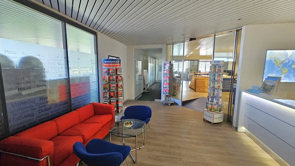 Moderne Büroräume mit Weitsicht und Leuchtreklame an der A1 – Ihre Firma täglich sichtbar! – Foto 10 von 23