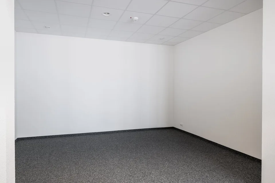 attraktive, moderne Büroräumlichkeiten in Hinwil zu vermieten – Foto 12 von 13