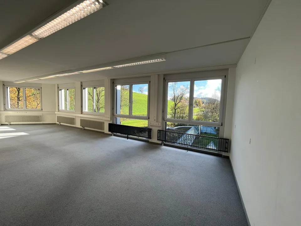 Schöne & Zentrale Bürofläche zu Vermieten – Foto 6 von 11