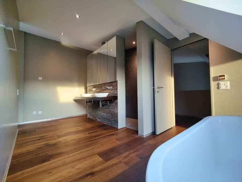Designervilla mit unverbaubarer Weit- & Fernsicht SERENA