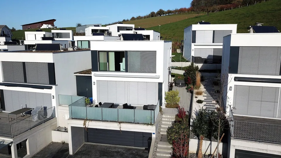 SOGNO: Casa unifamiliare moderna con vista sul verde