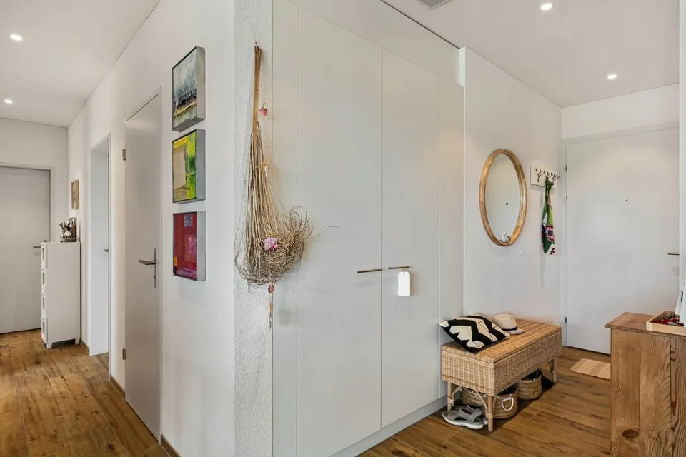 Eleganza senza tempo incontra comfort abitativo - appartamento 3,5 locali a Meinisberg – foto 6 di 13