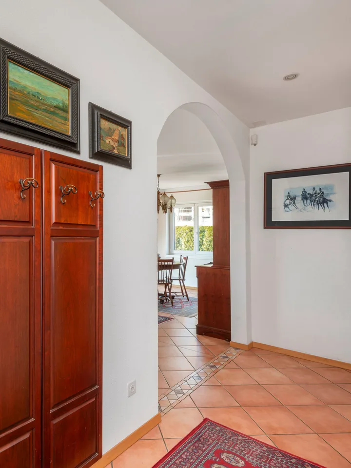 Schönes Haus mit großem Garten zum Verkauf
