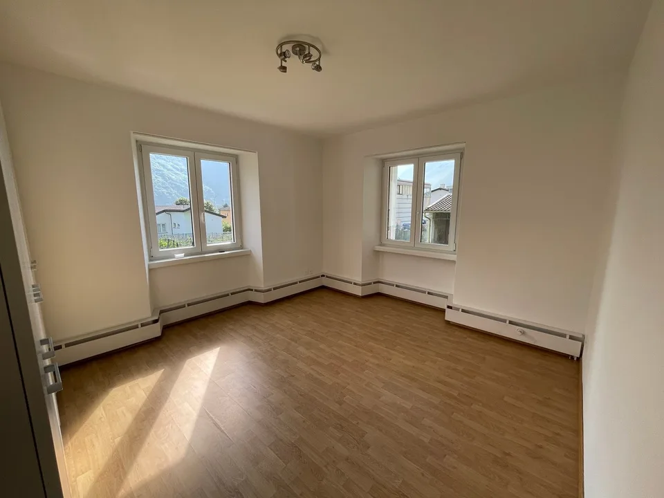 Maison bifamiliale, excellente position – photo 8 sur 12