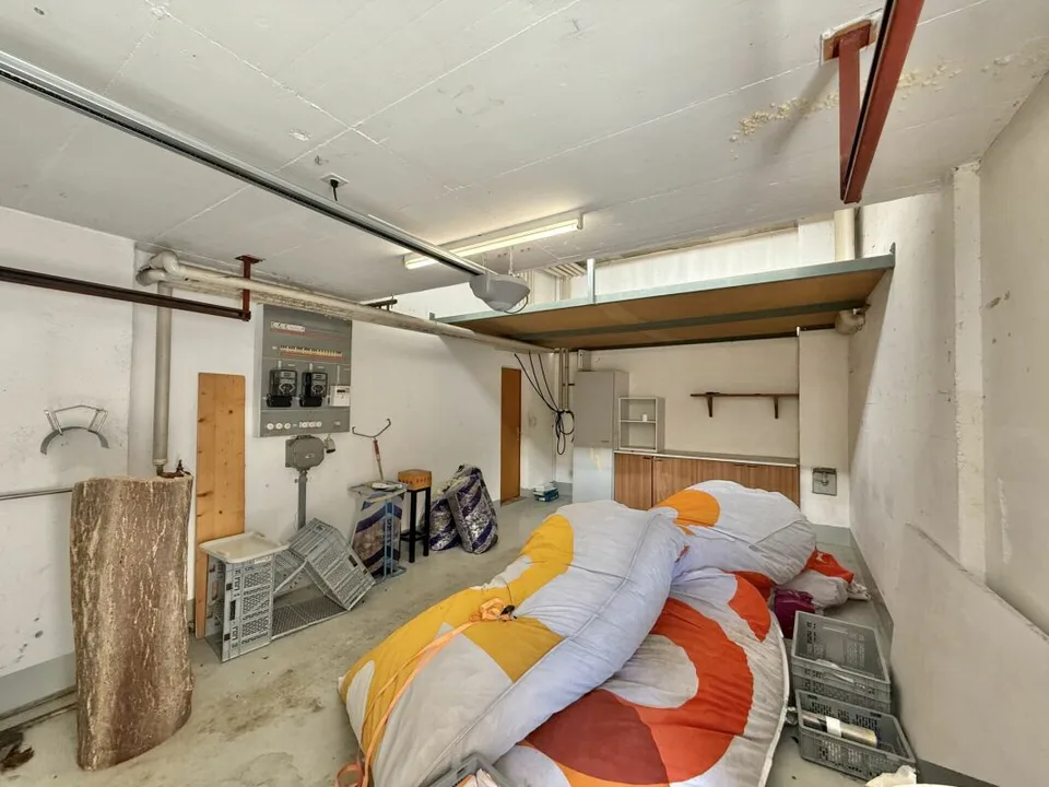 Grande casa con molto potenziale a Chamoson – foto 12 di 30