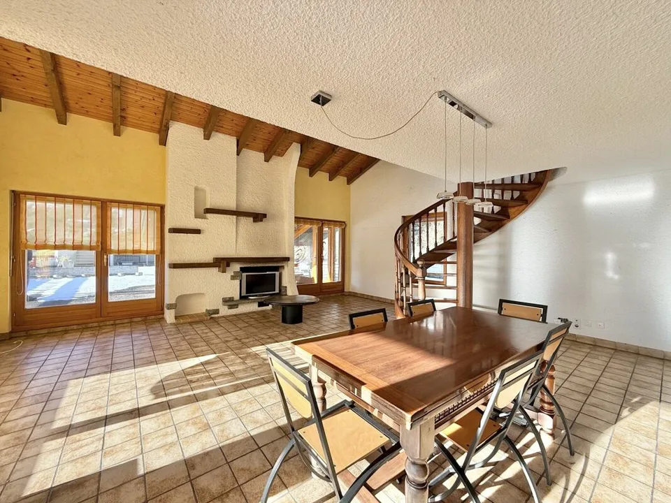 Grande casa con molto potenziale a Chamoson – foto 16 di 30