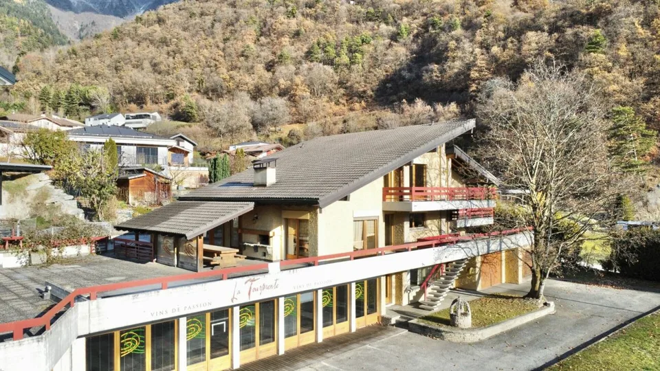 Grande maison avec beaucoup de potentiel à Chamoson