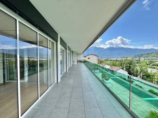For sale in Solduno - Fantastic 4-room attic with breathtaking view
