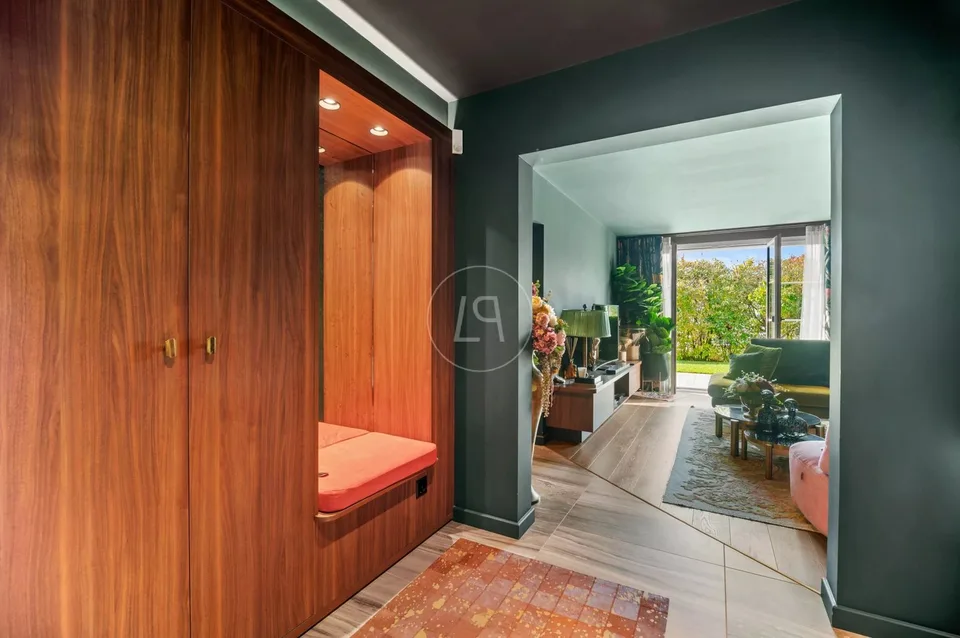 Bella proprietà familiare con vista lago e piscina a Blonay