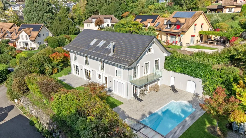 Belle propriété familiale avec vue lac et piscine à Blonay