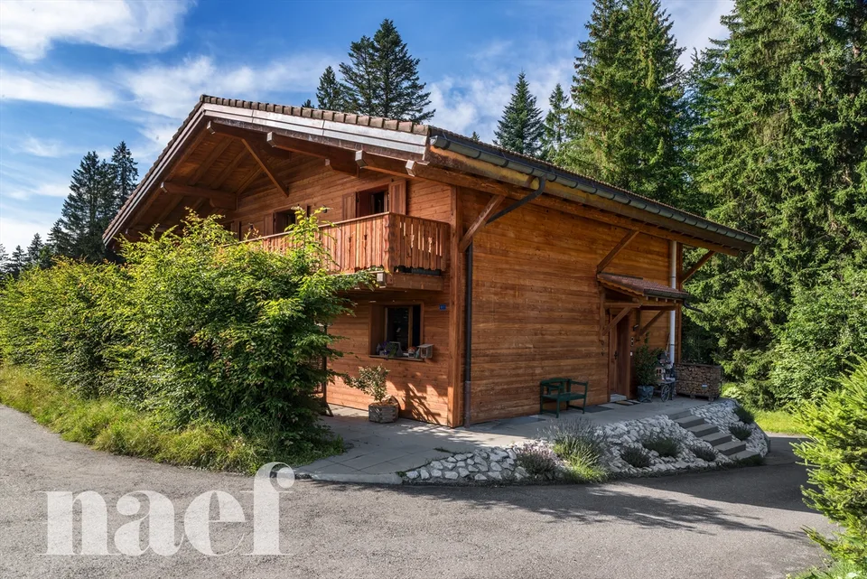 Magnifique chalet de 7.5 pièces