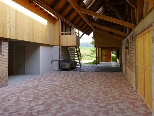 Casa familiare affascinante/casa colonica a Grossaffoltern con 6 unità residenziali – foto 8 di 20
