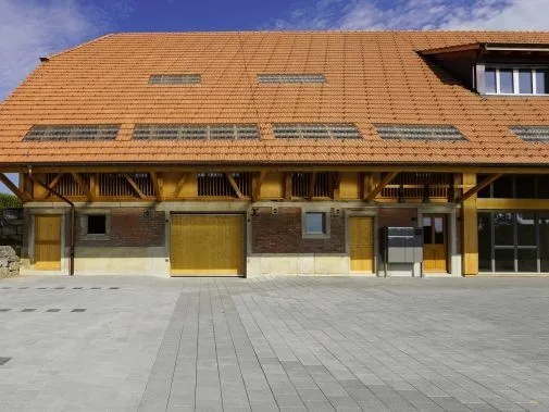 Casa familiare affascinante/casa colonica a Grossaffoltern con 6 unità residenziali – foto 6 di 20