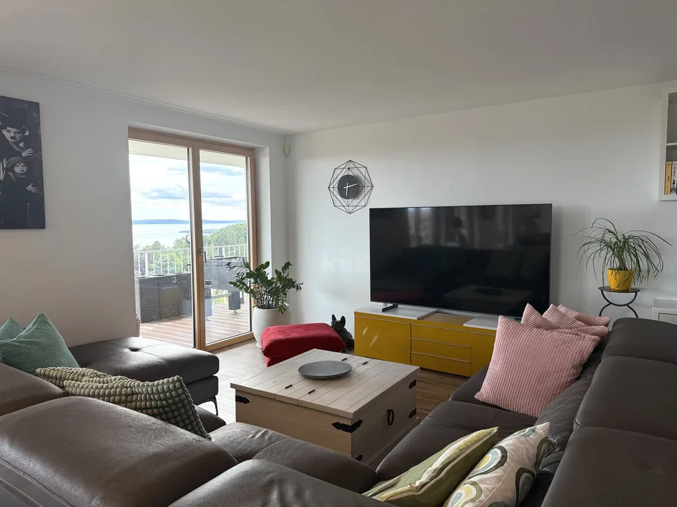 Bell'appartamento con vista panoramica sul lago – foto 6 di 17