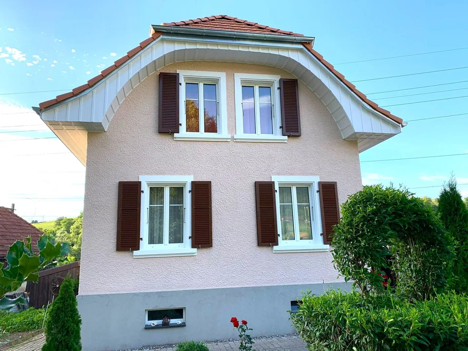 RIDUZIONE DEL PREZZO DI VENDITA MOLTO CONSISTENTE - Piacevole casa familiare di 5,5 locali completamente ristrutturata