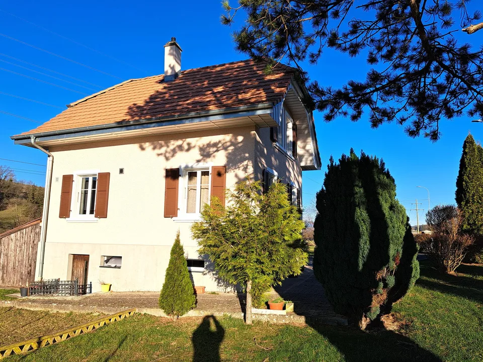 TRES GROSSE BAISSE DU PRIX DE VENTE - Plaisante maison familiale de 5,5 pièces totalement rénovée – photo 15 sur 30
