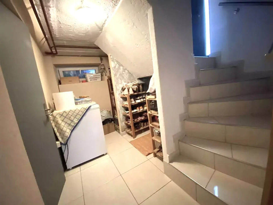 TRES GROSSE BAISSE DU PRIX DE VENTE - Plaisante maison familiale de 5,5 pièces totalement rénovée – photo 30 sur 30