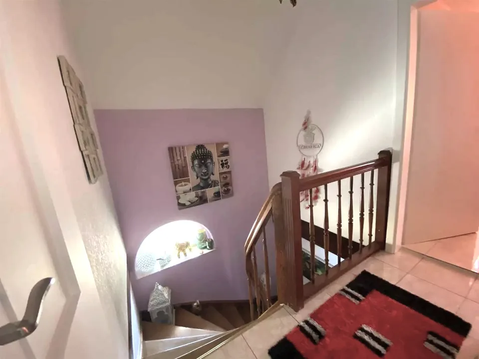TRES GROSSE BAISSE DU PRIX DE VENTE - Plaisante maison familiale de 5,5 pièces totalement rénovée – photo 25 sur 30