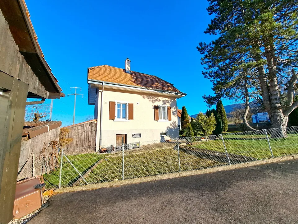 TRES GROSSE BAISSE DU PRIX DE VENTE - Plaisante maison familiale de 5,5 pièces totalement rénovée – photo 14 sur 30