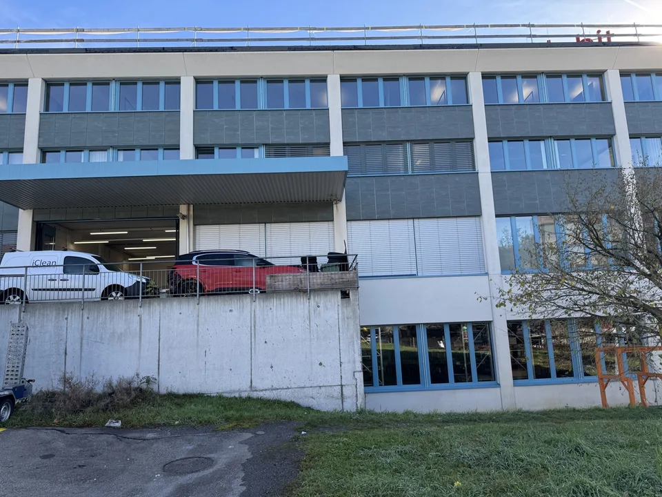 Spazio commerciale attraente con inquilino esistente - opportunità di investimento