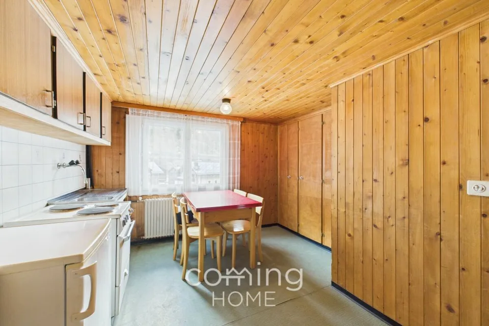 Investieren im Saastal - sonnige 3.5-Zimmer-Wohnung mit Potenzial in Saas-Balen