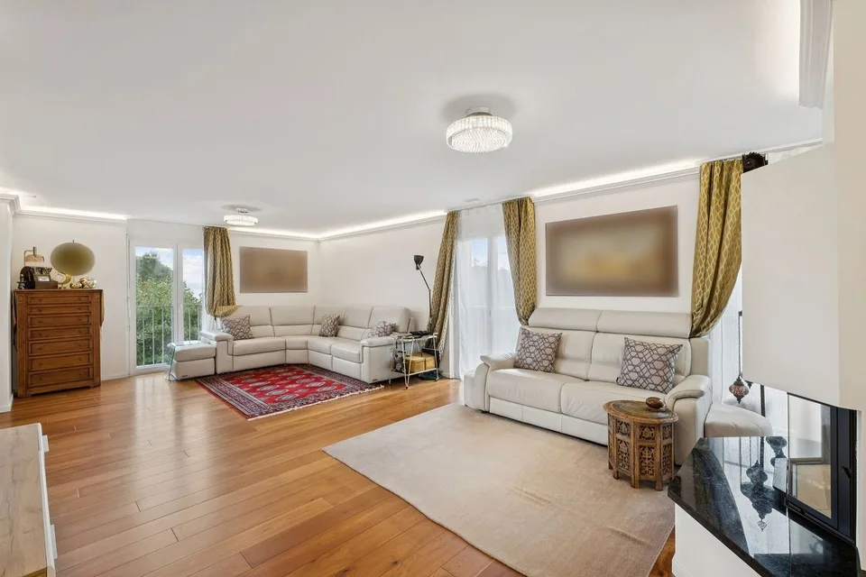 Elegant 5.5-room apartment in Minergie building in Hauterive NE