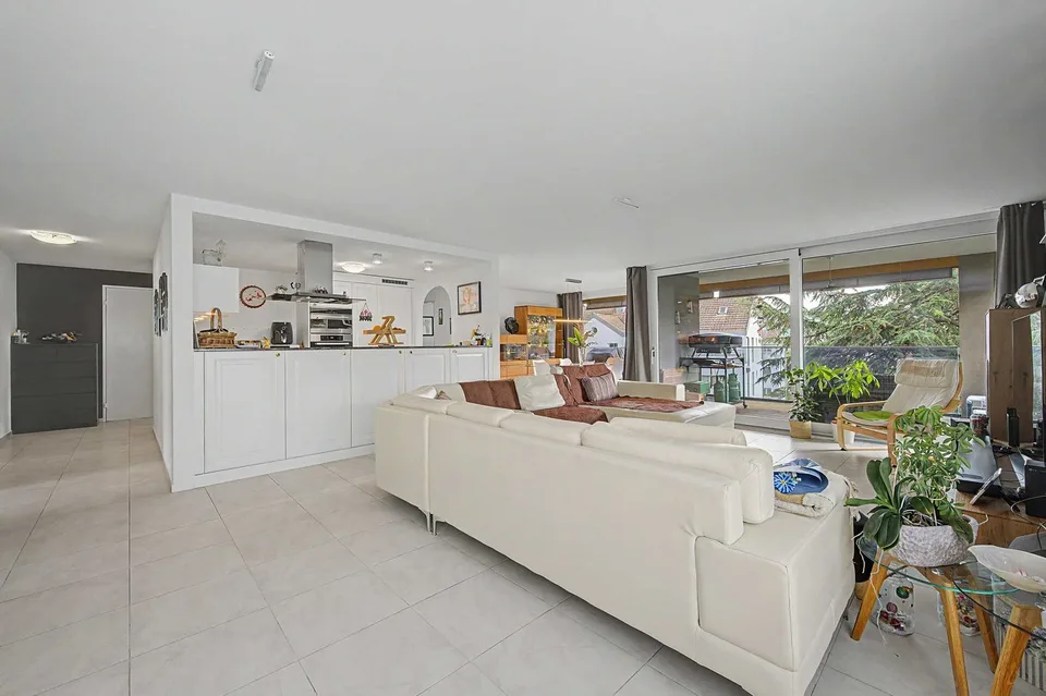 Appartement 5,5 pièces à Unterengstringen - Votre refuge sur la Limmat