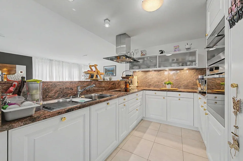 Appartement 5,5 pièces à Unterengstringen - Votre refuge sur la Limmat