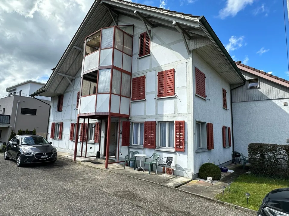 Attraktives Mehrfamilienhaus mit 6 Wohnungen in ruhiger Wohnlage– ideale Kapitalanlage