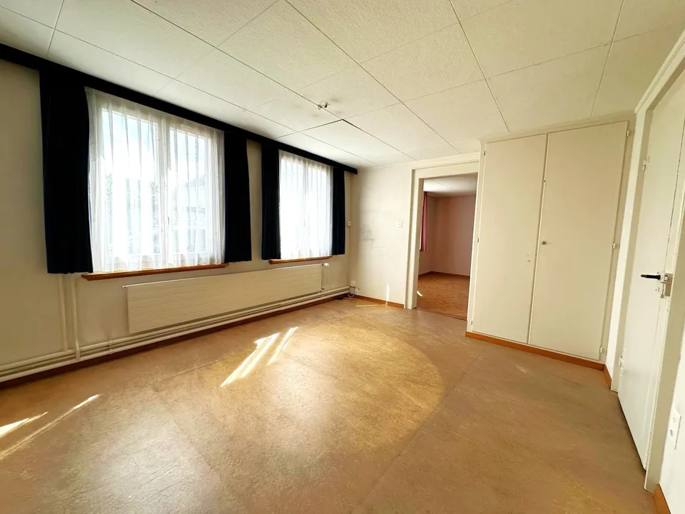 Attraktives Mehrfamilienhaus mit 6 Wohnungen in ruhiger Wohnlage– ideale Kapitalanlage – Foto 17 von 27