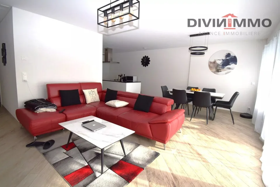 Bel appartement de standing au coeur du village avec deux garages