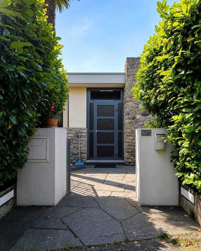 BELLINZONA/GALBISIO - Villa unifamiliare con grande giardino