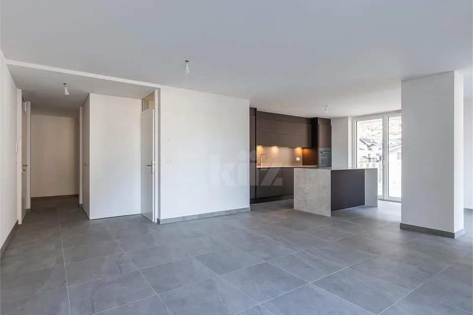 Bell'appartamento moderno con balcone