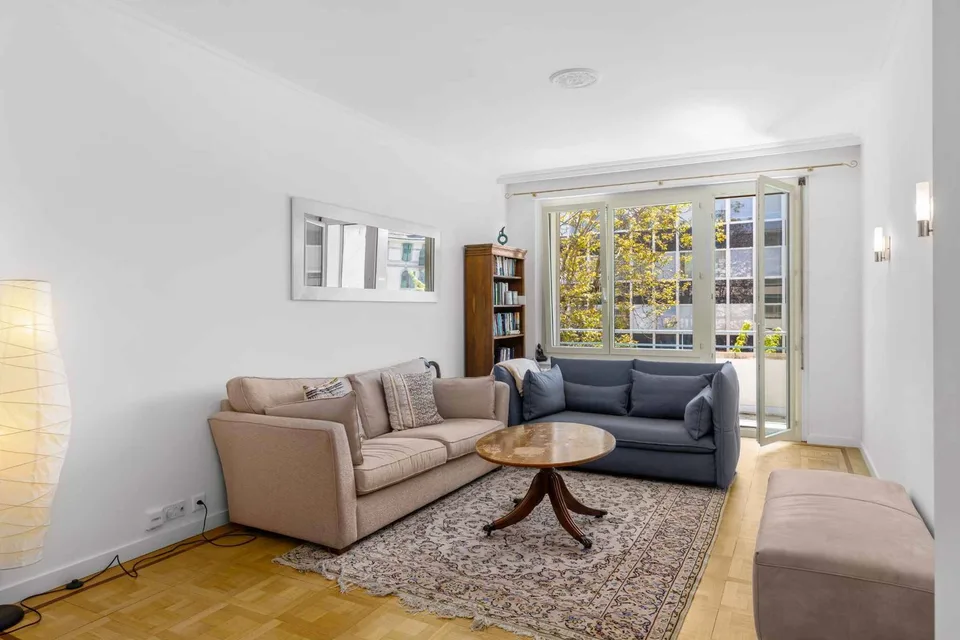 Appartement rénové dans une résidence de standing