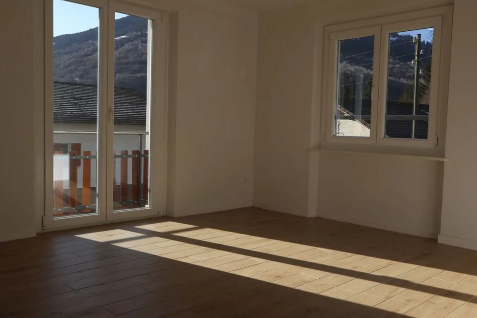 Interessante e nuova palazzina a reddito immersa nel verde, Olivone