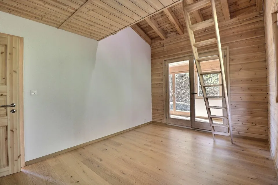 Chalet totalement rénové avec joli jardin arborisé – photo 20 sur 30