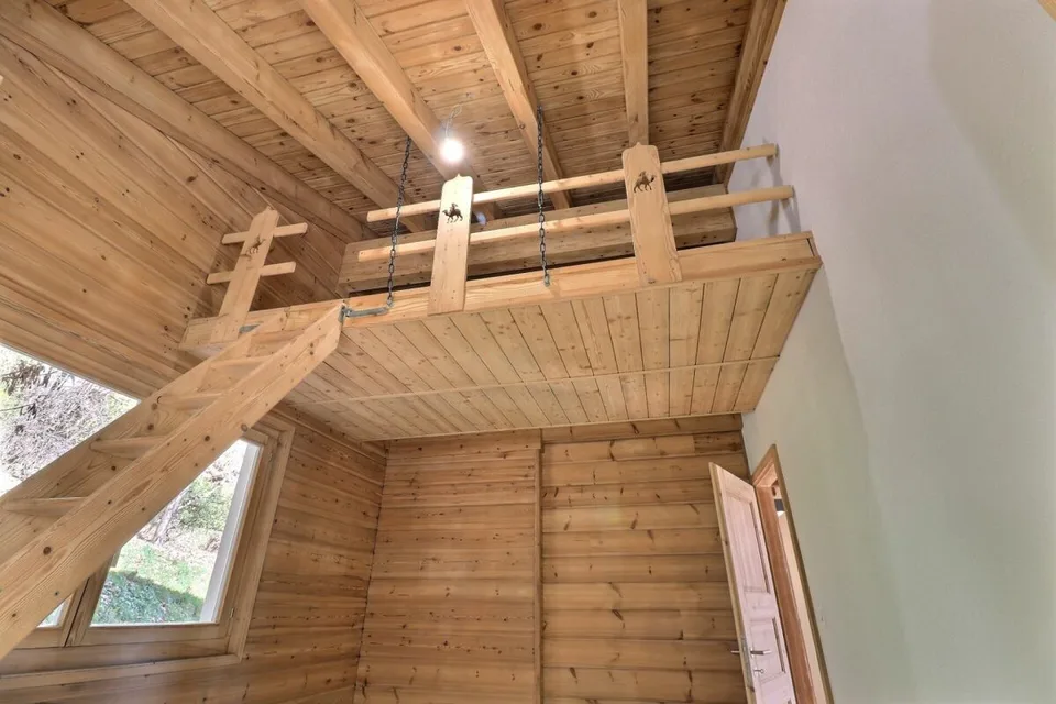 Chalet totalement rénové avec joli jardin arborisé – photo 18 sur 30